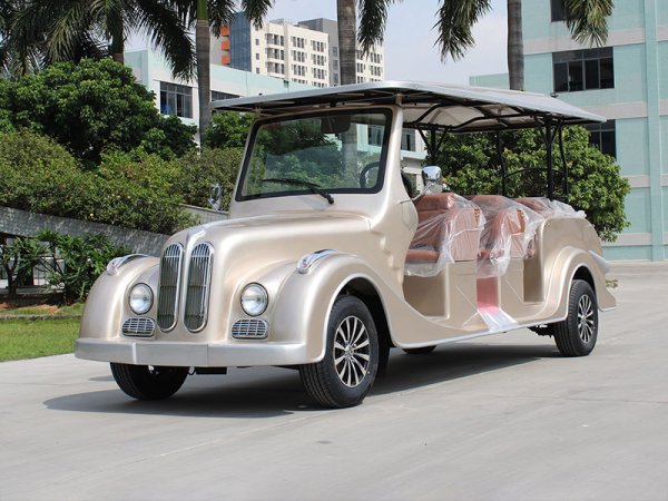 8座豪華電動老爺車