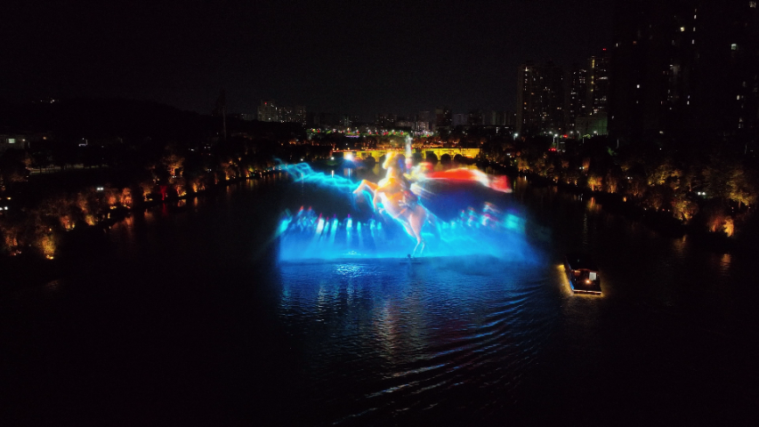 廣東360度全息投影電影 深圳市光影百年科技供應