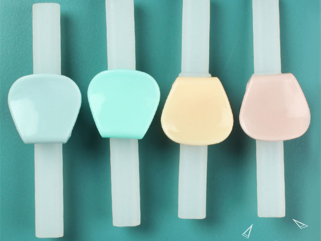 定制厂家高弹防滑硅胶价格,硅胶