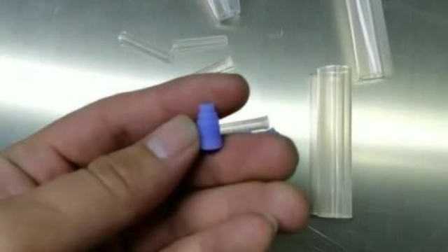 東莞耐水解醫(yī)療硅膠吸鼻器 鴻富翔橡塑供應(yīng)