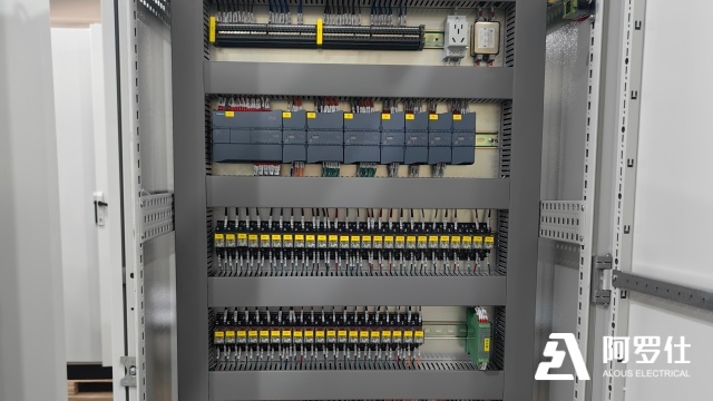 無(wú)錫污水plc柜廠家 來(lái)電咨詢(xún) 阿羅仕電控系統(tǒng)供應(yīng);