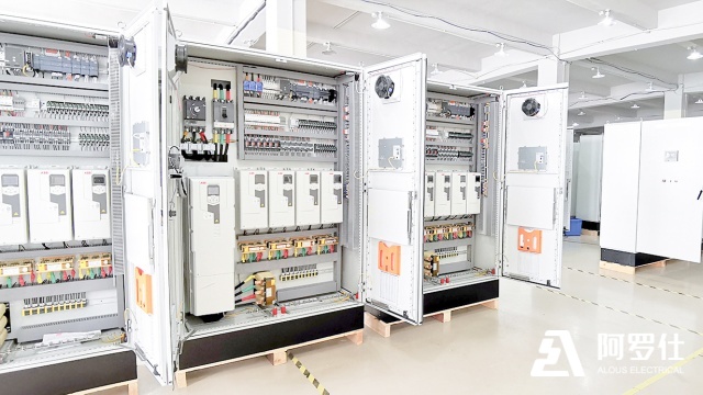 無錫非標(biāo)變頻控制柜工廠 歡迎咨詢 阿羅仕電控系統(tǒng)供應(yīng)