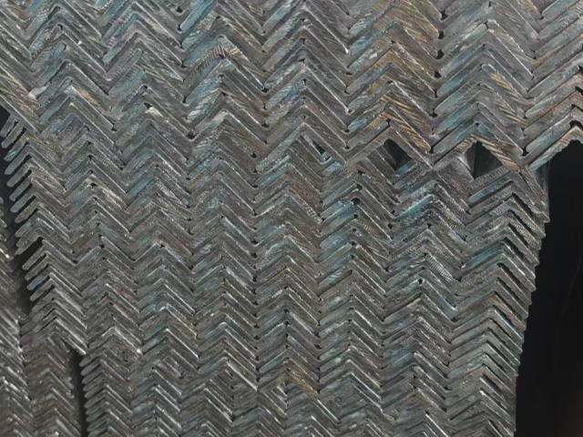 冷镀锌角钢售后服务 钢材厂家 江苏双旺钢铁贸易供应