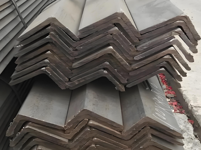 常州热镀锌角钢哪家好 钢材厂家 江苏双旺钢铁贸易供应