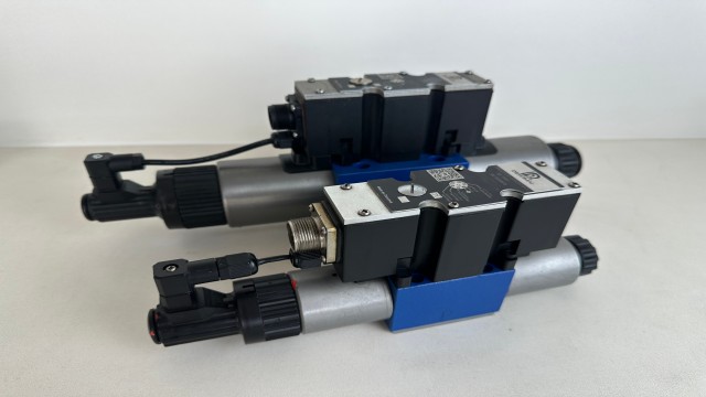 南京液壓系統(tǒng)比例伺服閥 抱誠(chéng)守真 安徽德銳邁液壓機(jī)械供應(yīng);