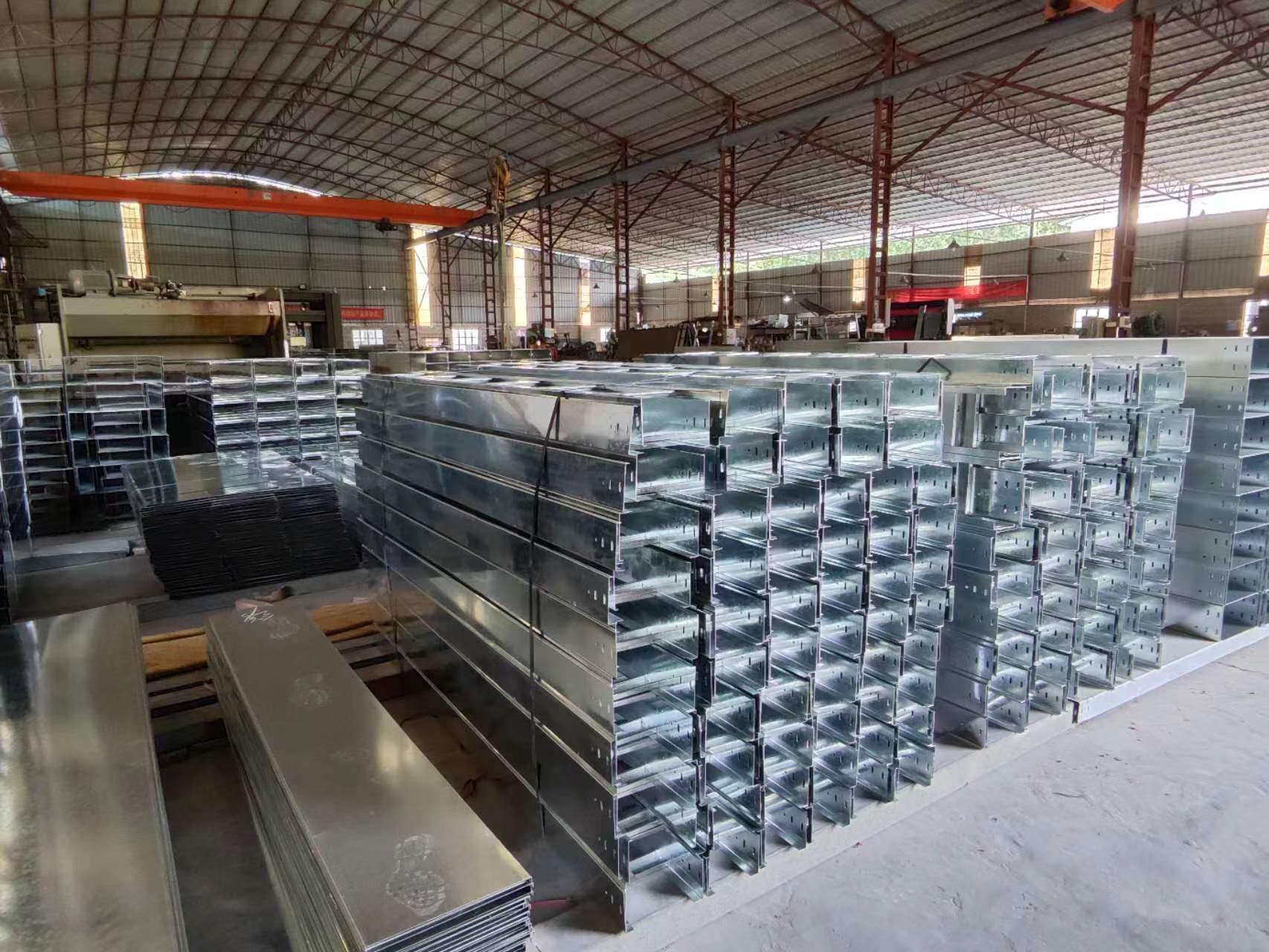 如何選擇適合不同場景的橋架類型