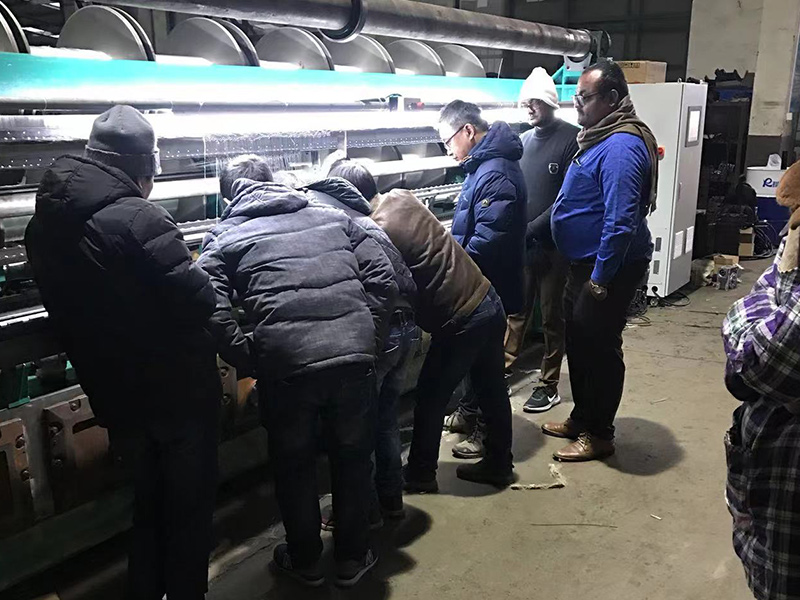 經編織帶機遠銷國內外，深受廣大客戶的喜愛