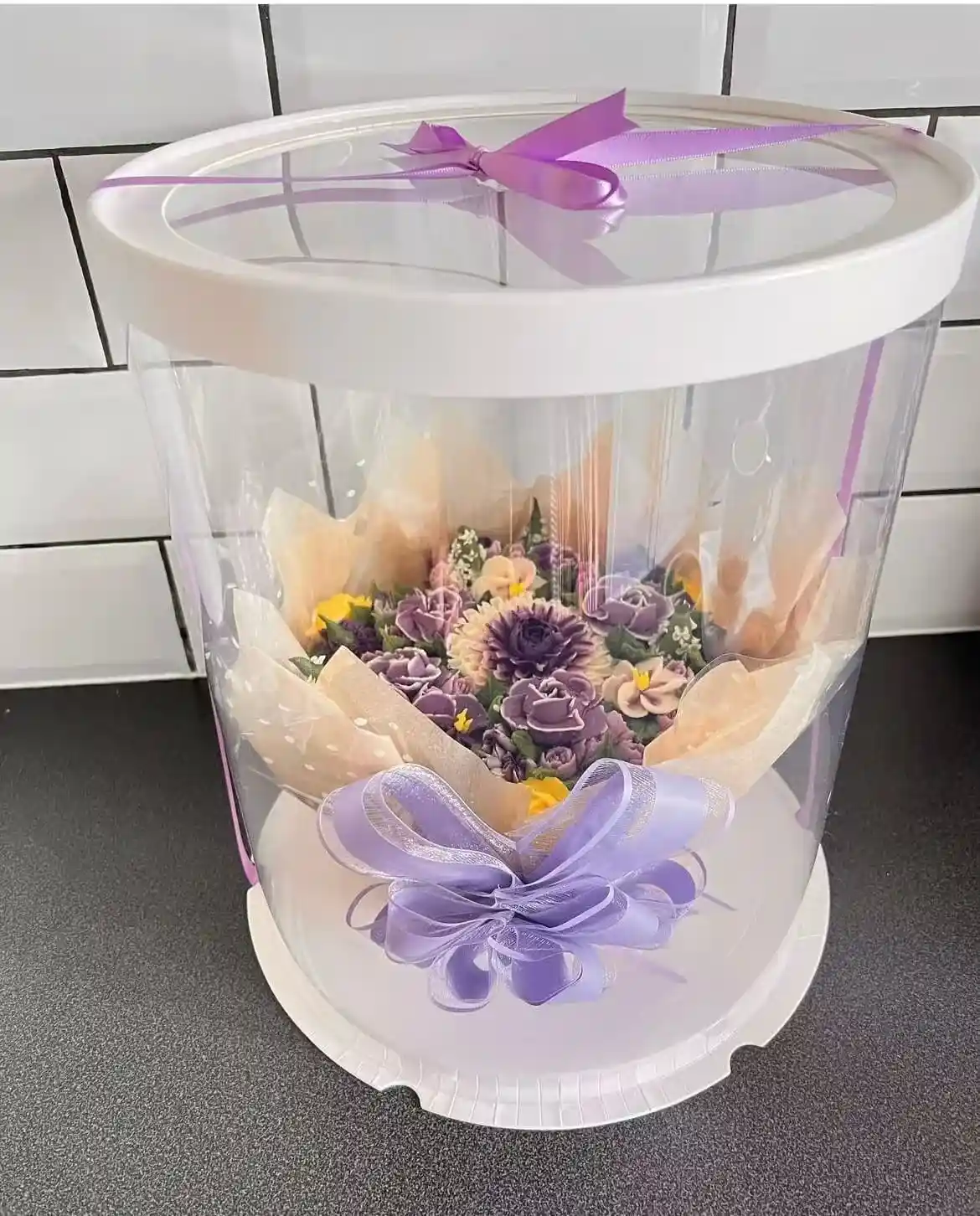 transparent round cake box