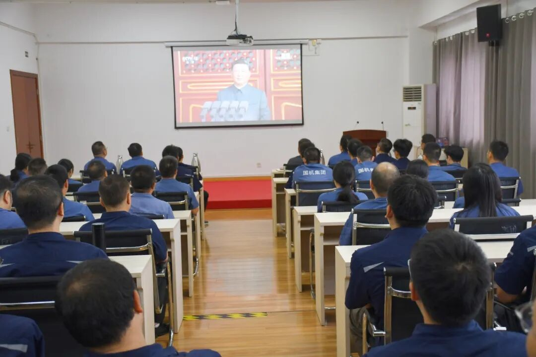 凝聚奮進力量 矢志科技自強 | 成都工具所組織集中觀看閱兵