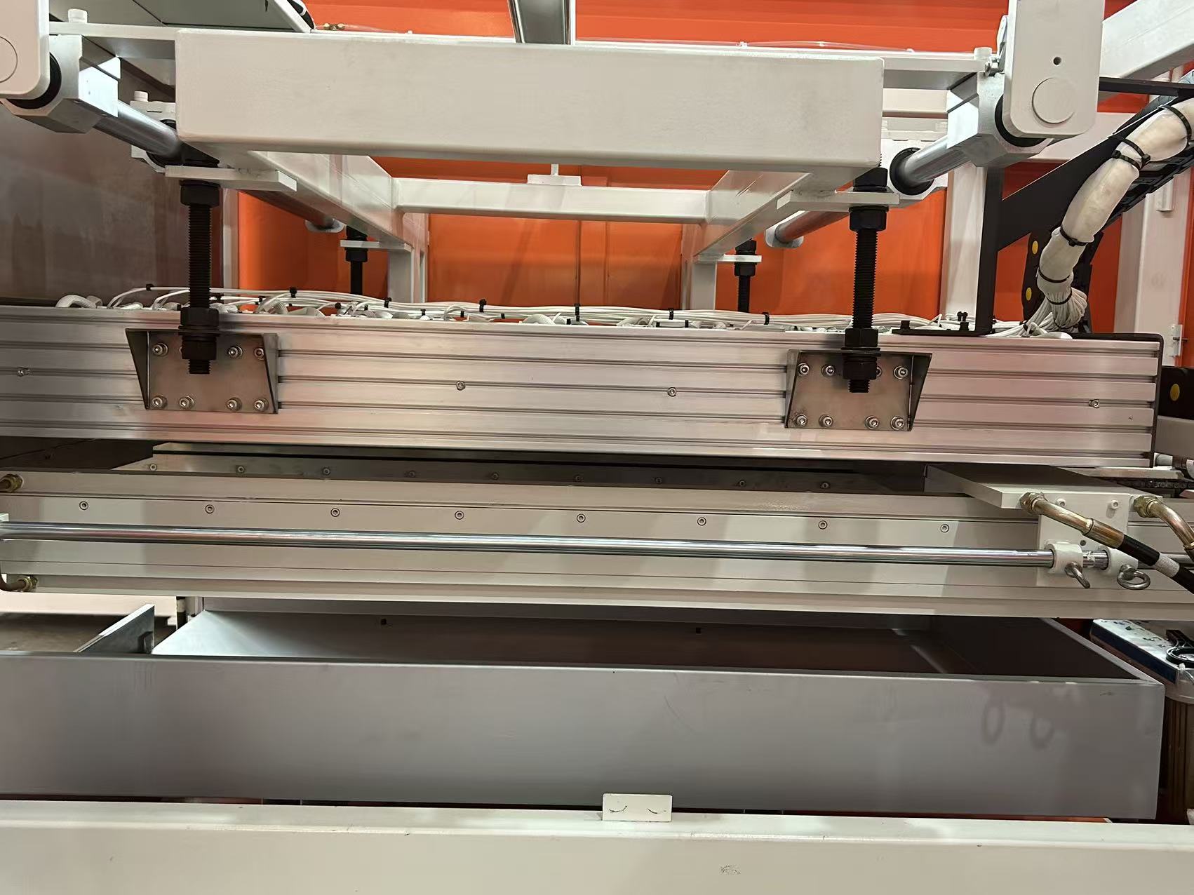 伺服高速機(jī)